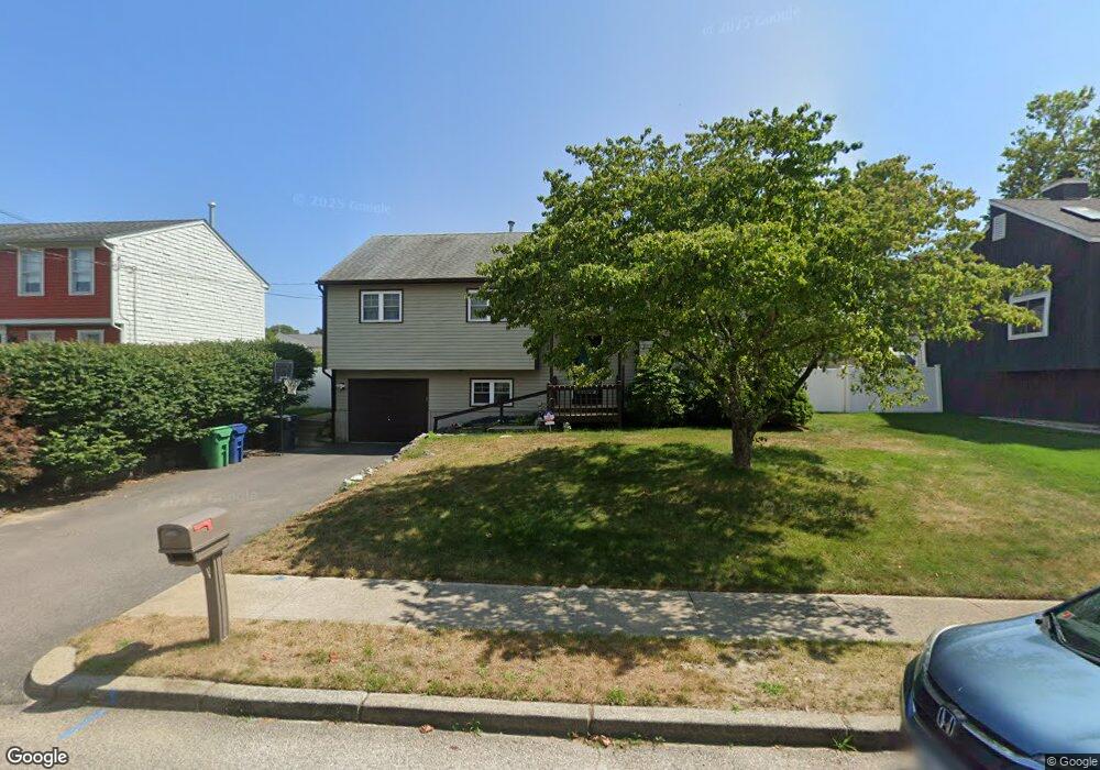 26 Sarah Ln, Warwick, RI 02889 - photo 1