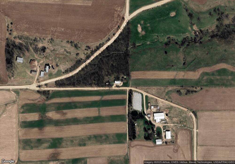 31962 Reinhard Dr, Winona, MN 55987 - photo 1