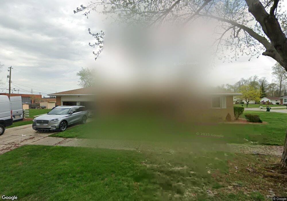 5428 Holly Rd, Bedford, OH 44146 - photo 1