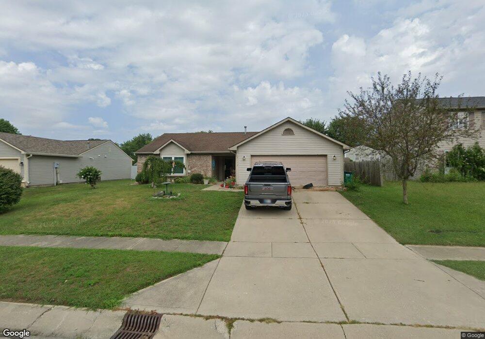 4172 Fairoaks Dr, Franklin, IN 46131 - photo 1