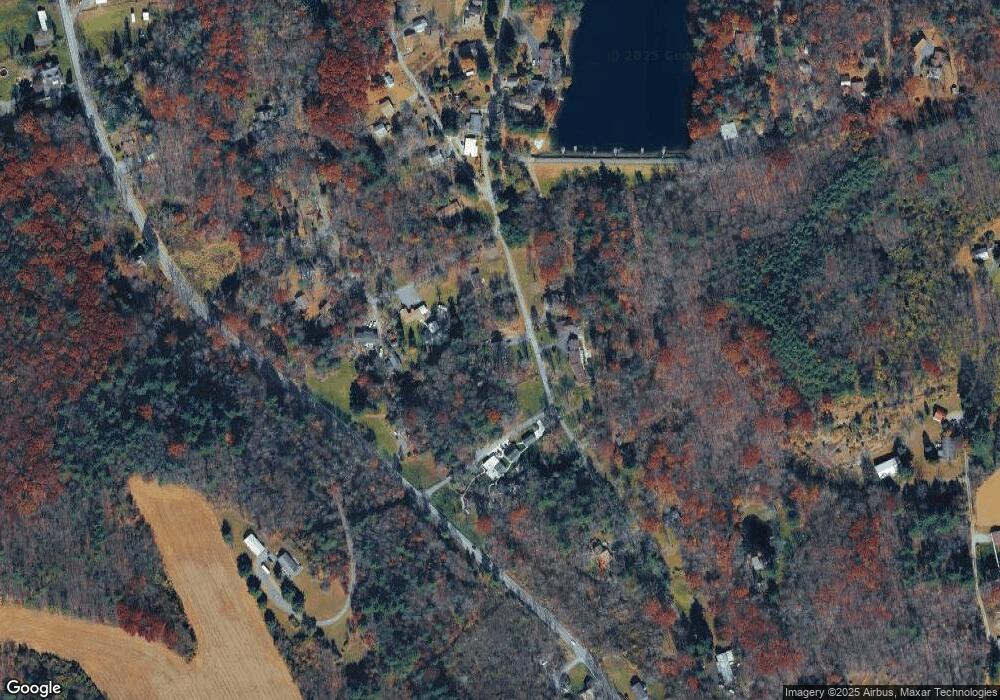 129 Hemlock Dr, Kunkletown, PA 18058 - photo 1