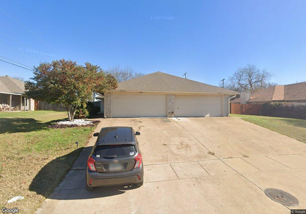 6604 Parkview Ln, North Richland Hills, TX 76182 - photo 1