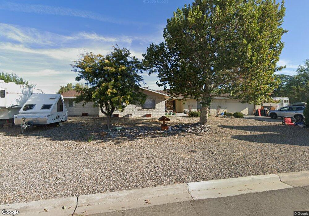 5604 Greenwood Dr, Farmington, NM 87402 - photo 1