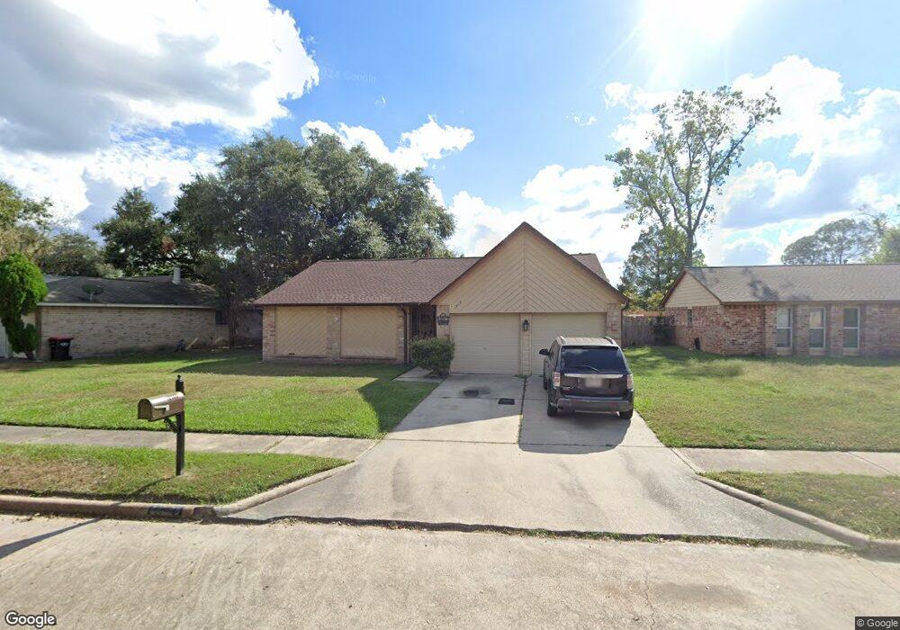 14119 Sandy Point Ln, Houston, TX 77066 - photo 1