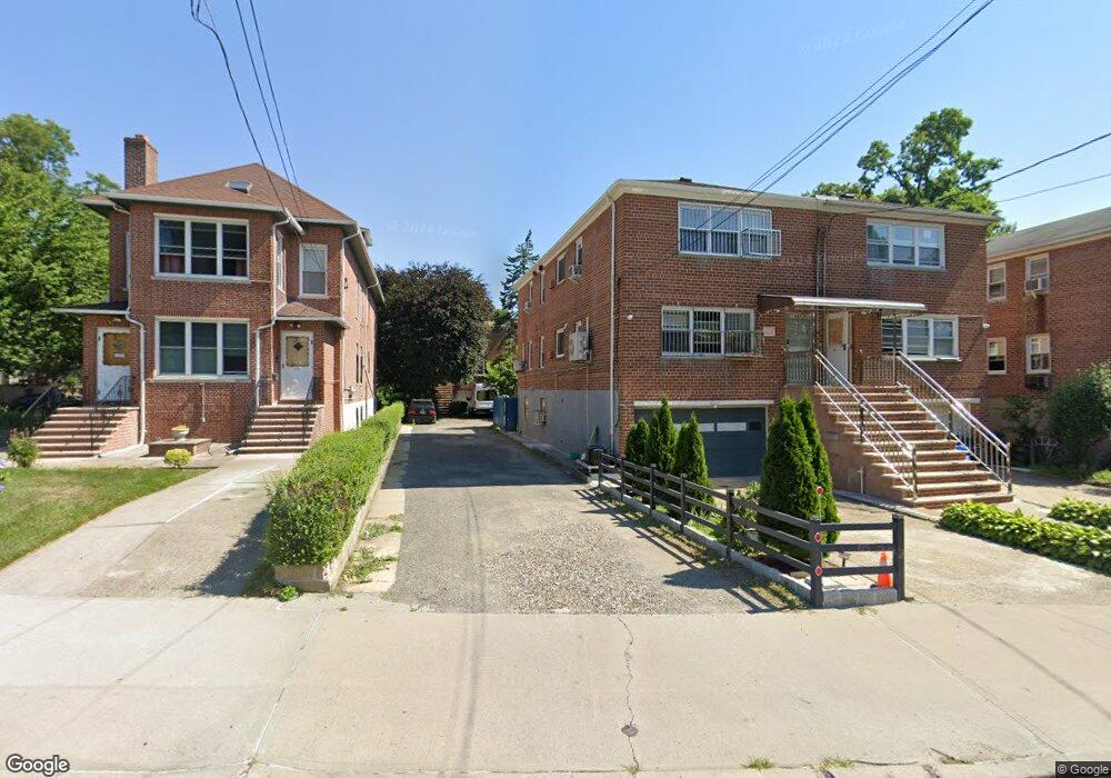 439 W 263rd St unit 1, Yonkers, NY 10705 - photo 1