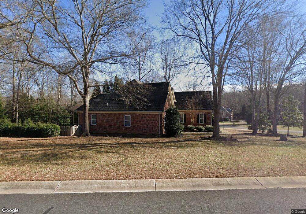 607 Old Hollow Ct, Clover, SC 29710 - photo 1