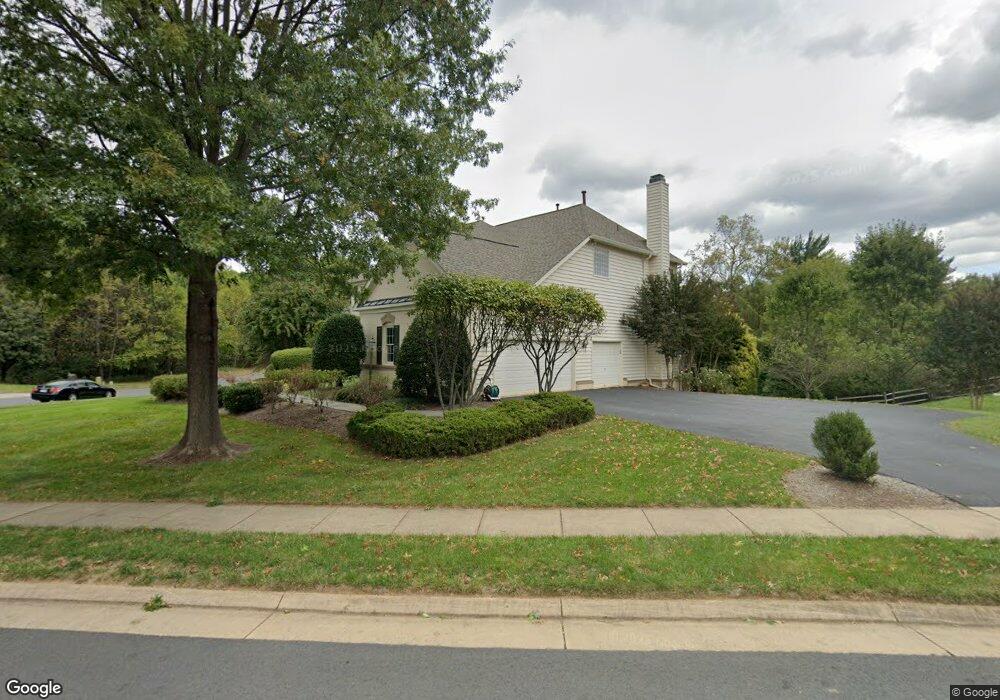 1149 Fieldview Dr, Reston, VA 20194 - photo 1