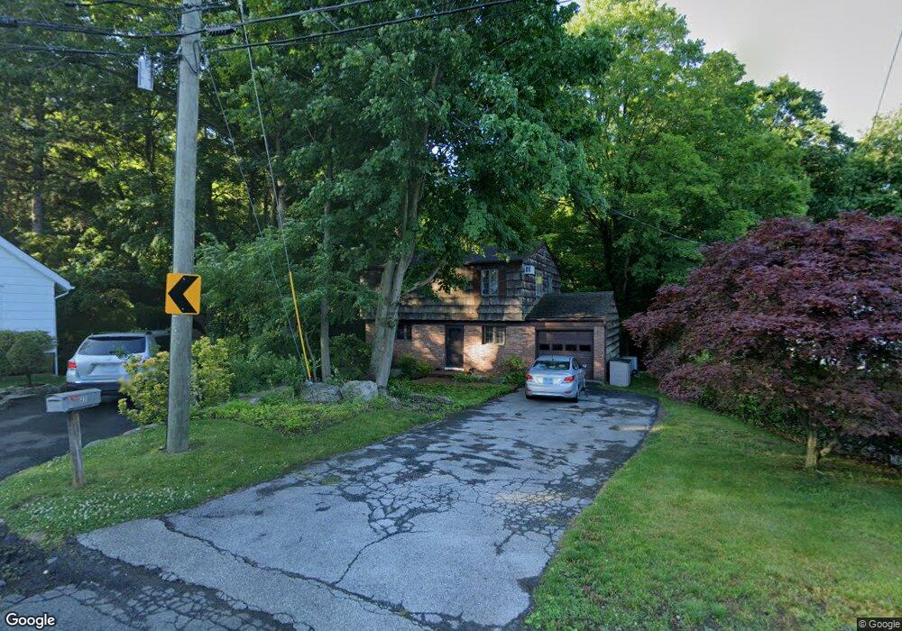 27 Willard Terrace, Stamford, CT 06903 - photo 1