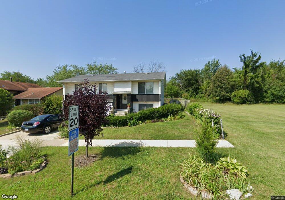 18000 Chantilly Ln, Hazel Crest, IL 60429 - photo 1