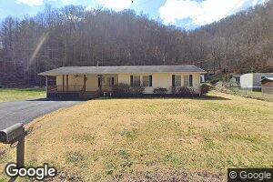 562 Dry Creek Rd, Topmost, KY 41862
