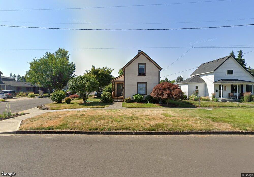 1314 E 6th St, Newberg, OR 97132 - photo 1