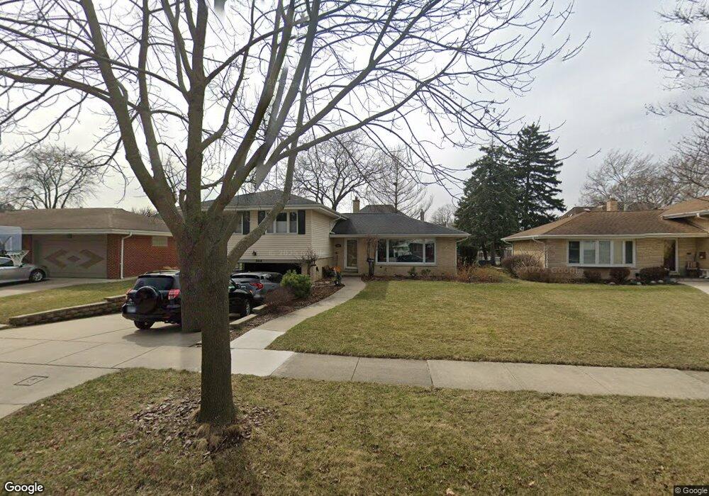 944 S Prospect Ave, Elmhurst, IL 60126 - photo 1