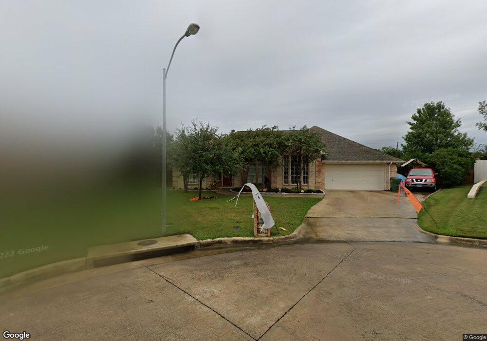 732 Bent Tree Ct, Hurst, TX 76054 - photo 1