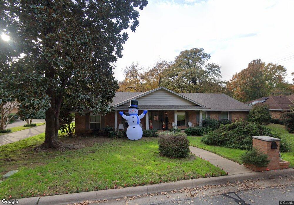 1308 Shady Creek Dr, Euless, TX 76040 - photo 1