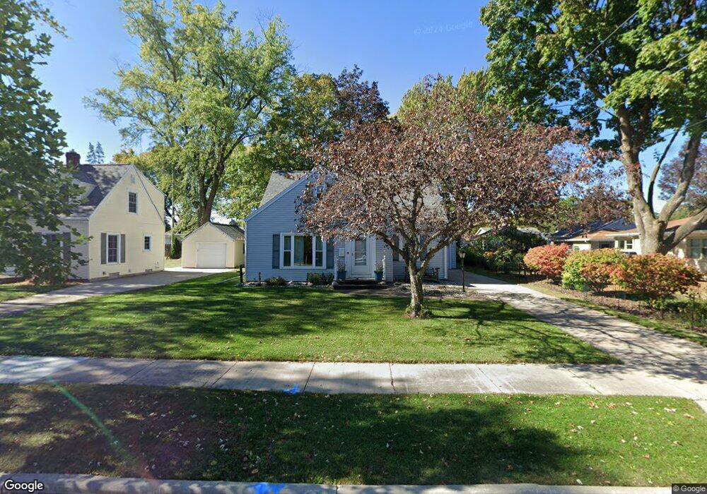 1701 S Peabody St, Appleton, WI 54915 - photo 1