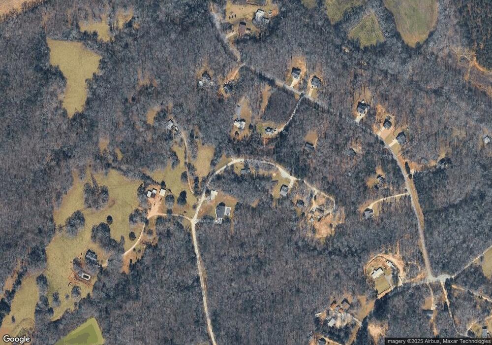 334 Mountain Creek Ln, Maysville, GA 30558 - photo 1