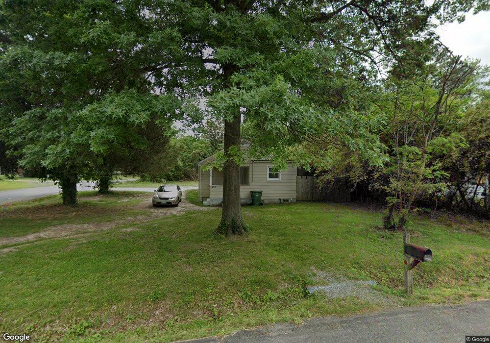 5717 Spruance Rd, Richmond, VA 23225 - photo 1