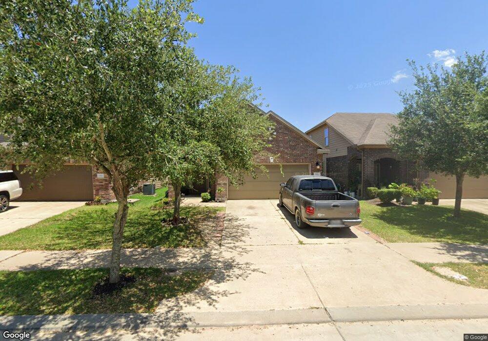 9119 Fuqua Breeze Dr, Houston, TX 77075 - photo 1