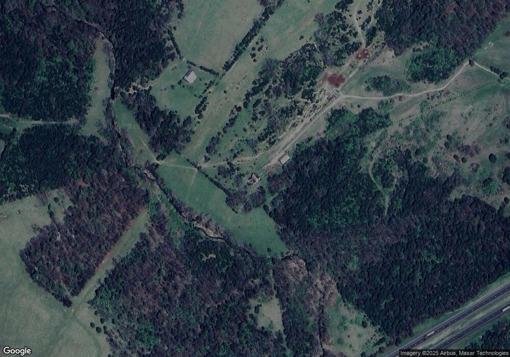 827 Fox Den Rd, Strasburg, VA 22657 - photo 1