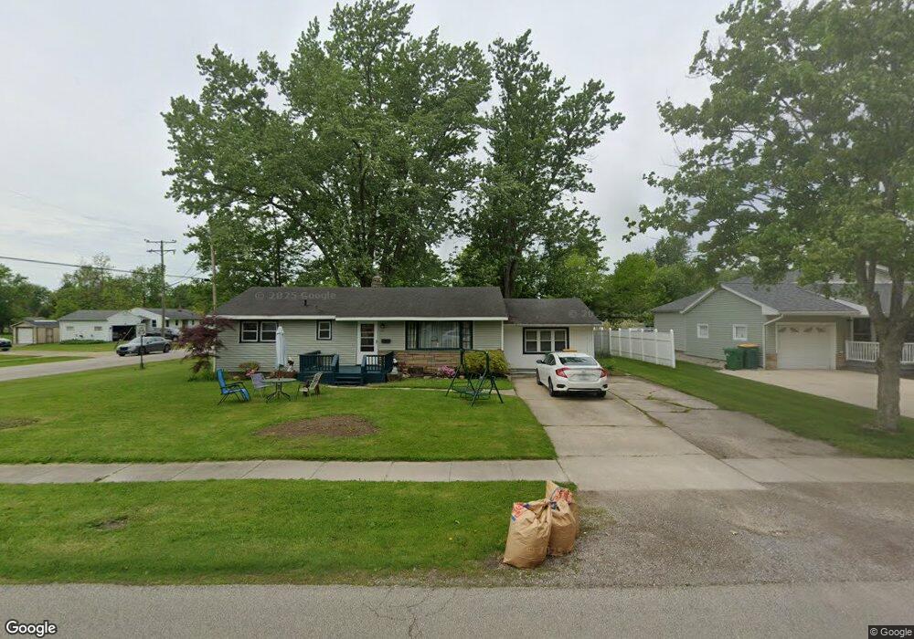 47 S Elm St, Jefferson, OH 44047 - photo 1