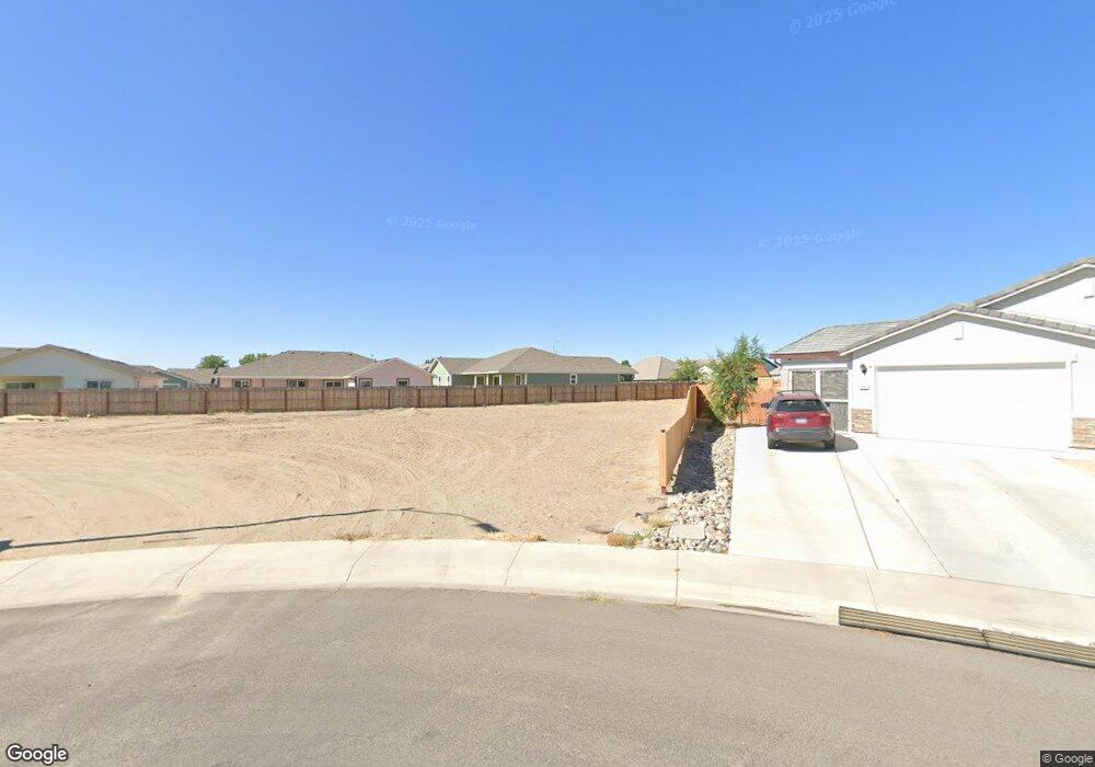 761 Karen Ct, Fallon, NV 89406 - photo 1