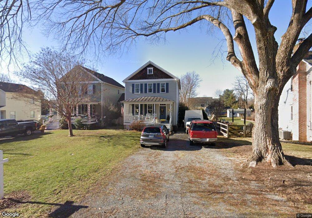 155 S 12th St, Purcellville, VA 20132 - photo 1