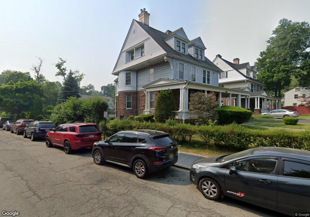 318 Carteret Place, Orange, NJ 07050 - photo 1