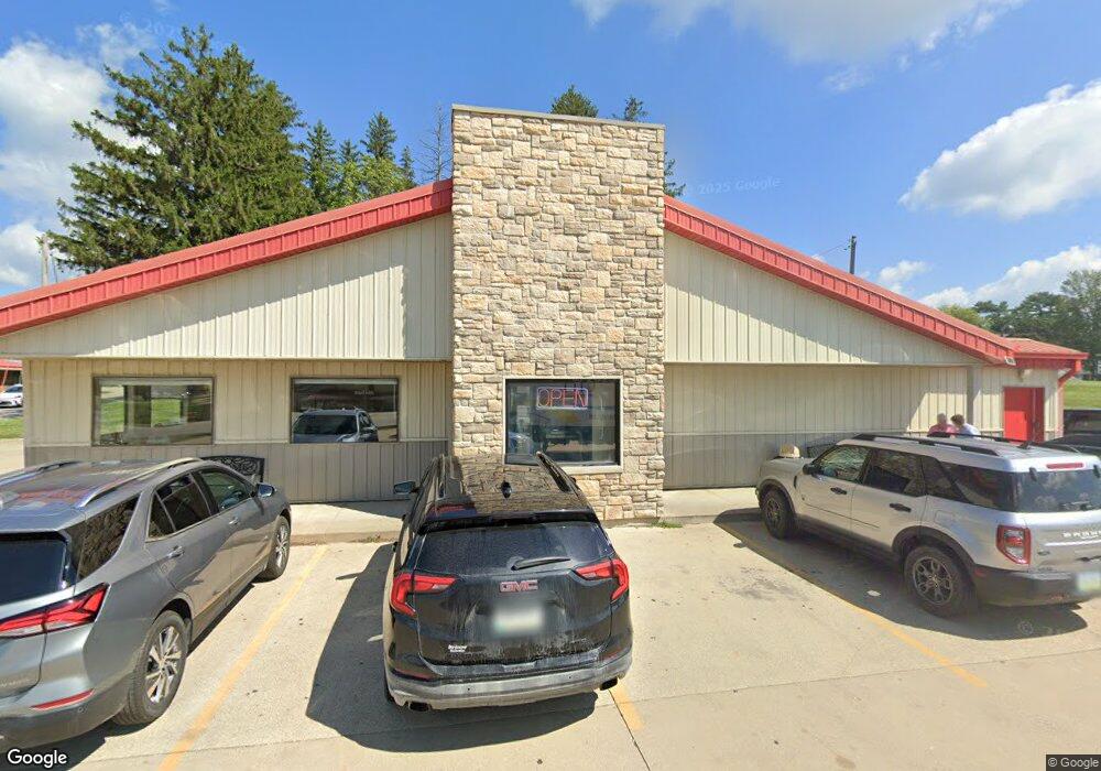 312 W Bradford St, West Union, IA 52175 - photo 1