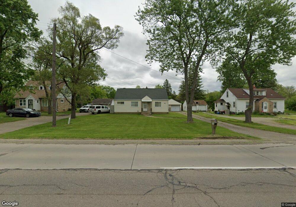 5070 Clio Rd, Flint, MI 48504 - photo 1