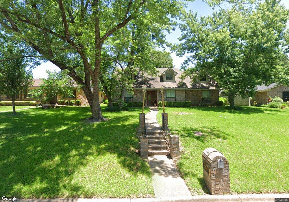 814 Glen Key St, Denison, TX 75020 - photo 1