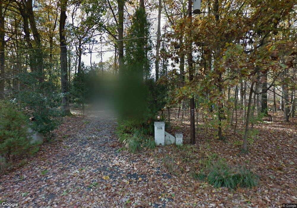 1174 Daleview Dr, McLean, VA 22102 - photo 1