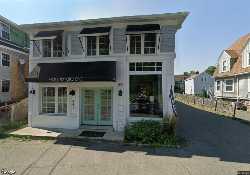 487 Humphrey St unit 4, Swampscott, MA 01907 - photo 1