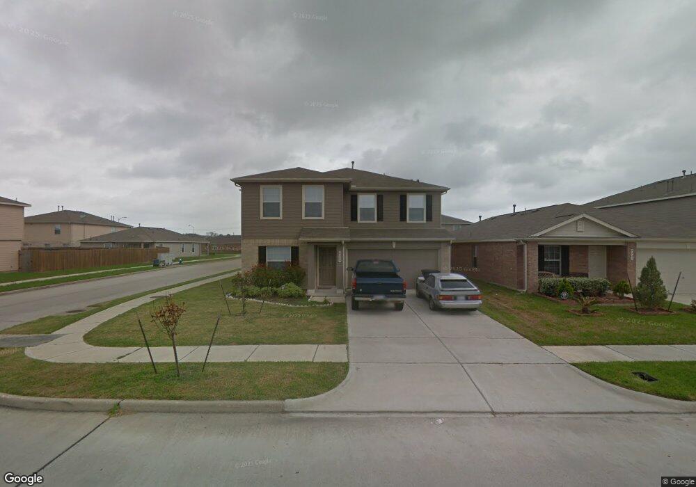 9323 Delmont Park Ln, Houston, TX 77075 - photo 1