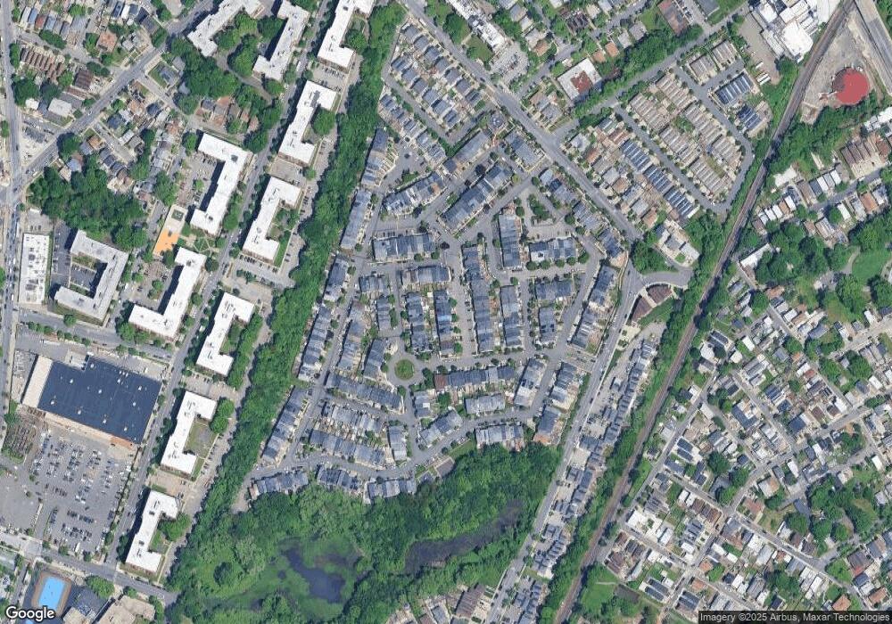 34 Studio Ln, Staten Island, NY 10304 - photo 1