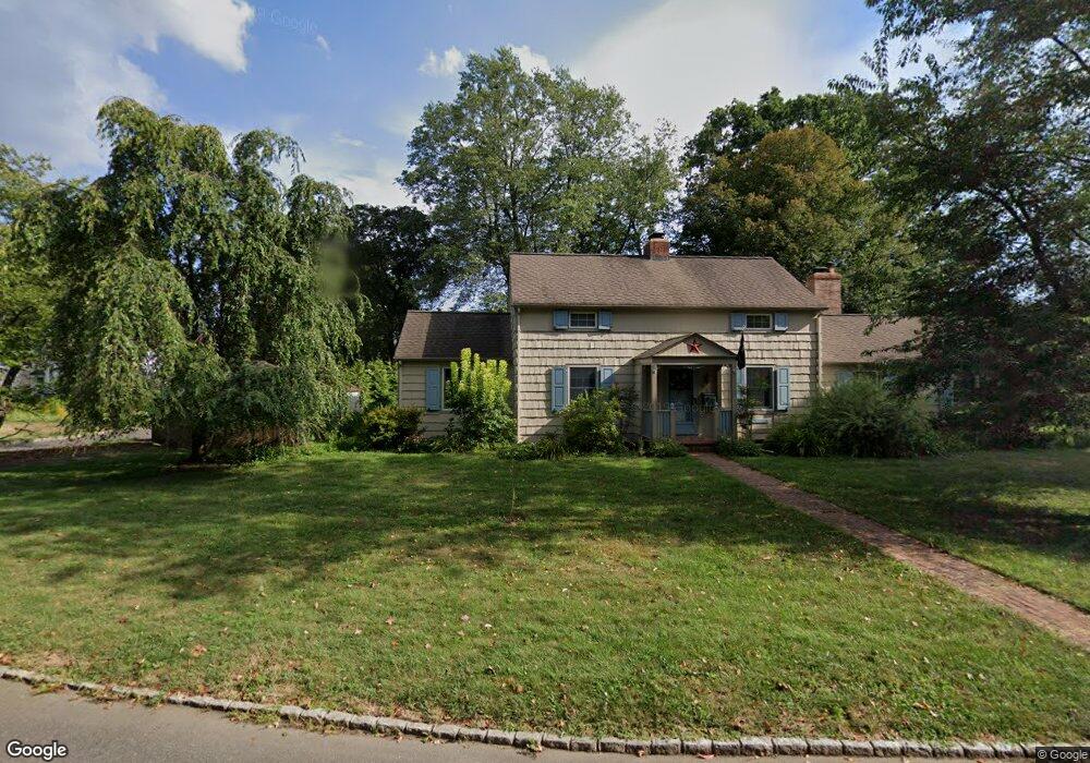 654 Metape Cir E, Bound Brook, NJ 08805 - photo 1