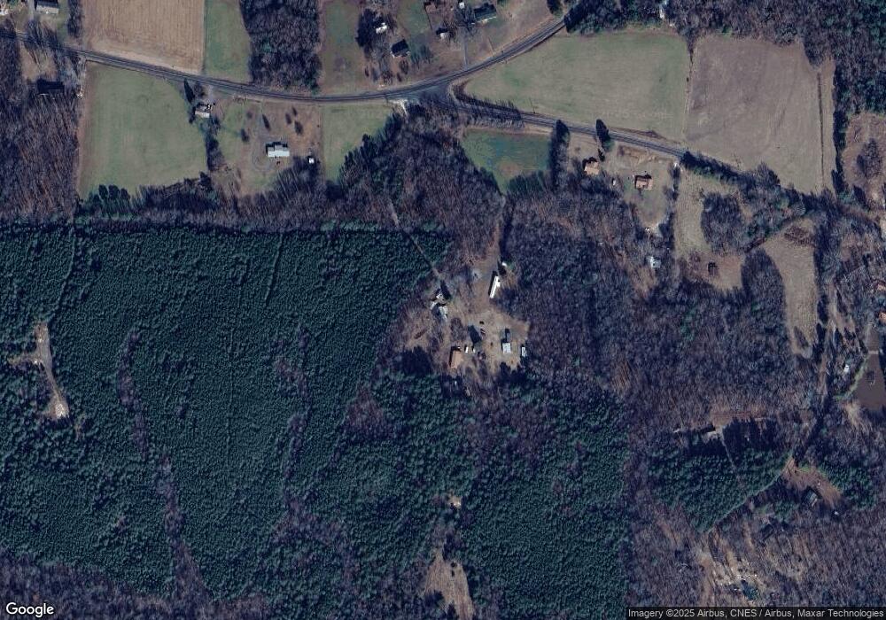 176 Mckay Rd, Seagrove, NC 27341 - photo 1