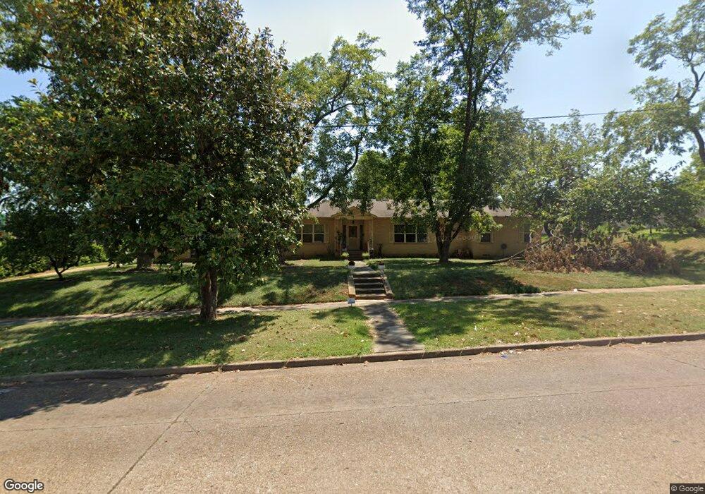 804 N 6th St, Longview, TX 75601 - photo 1