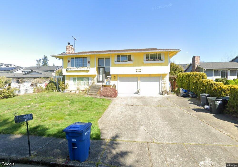 1306 S 275th Place, Des Moines, WA 98198 - photo 1