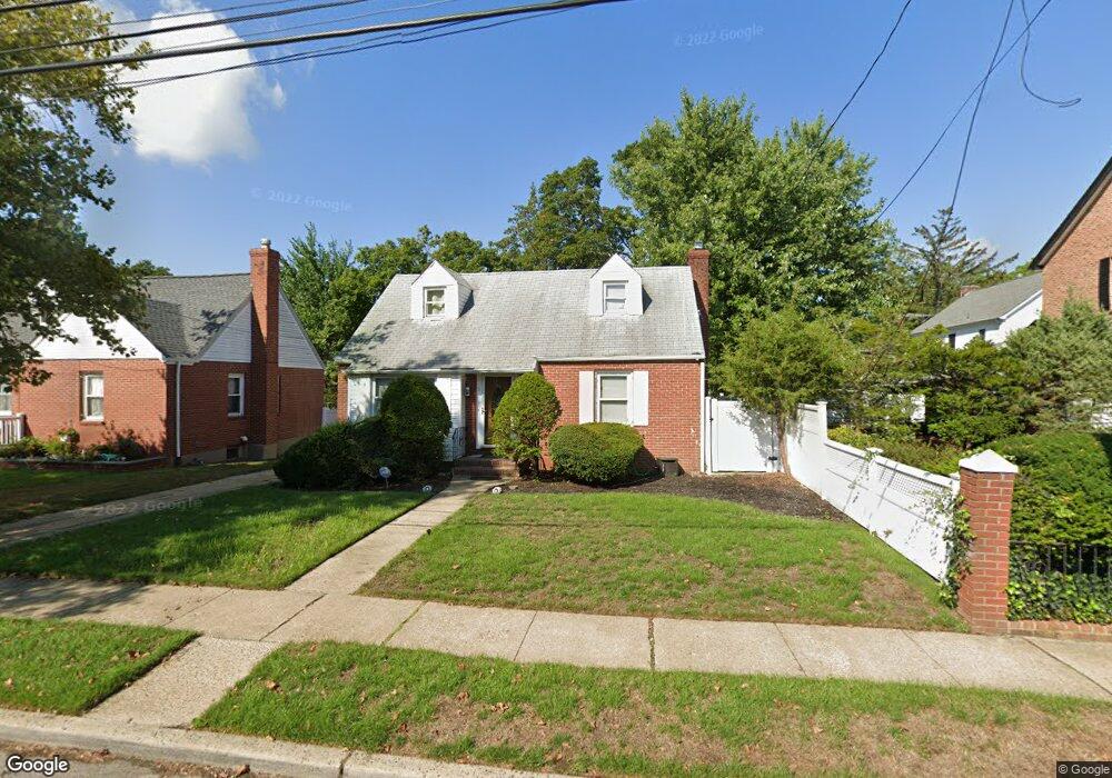 5 Lincoln Rd, West Hempstead, NY 11552 - photo 1