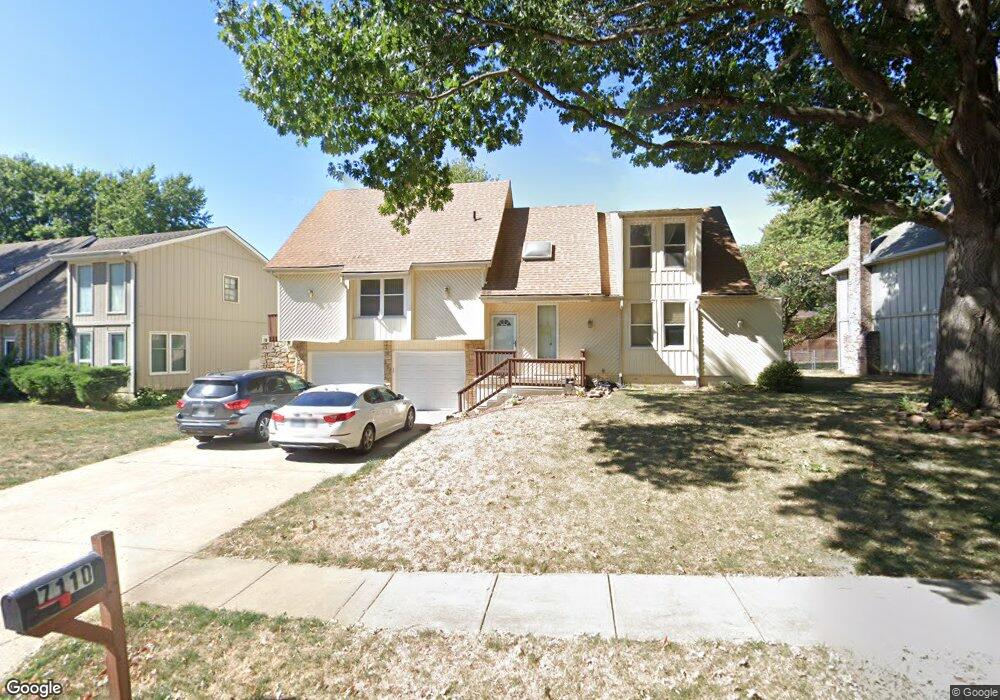 7110 Halsey Dr, Shawnee, KS 66216 - photo 1