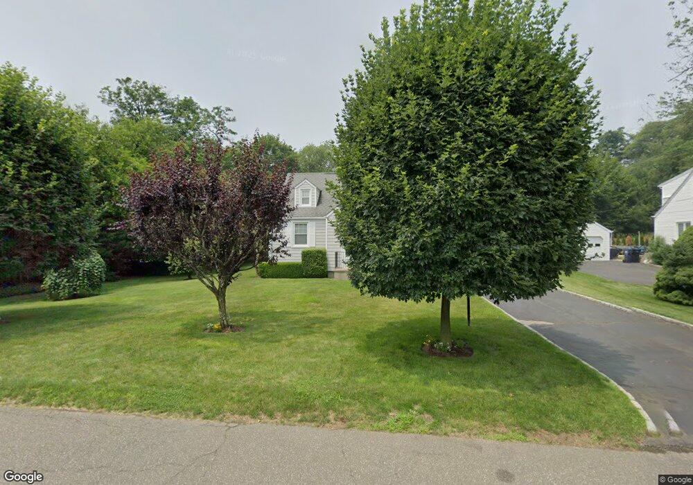 3 Hampton Rd, Darien, CT 06820 - photo 1