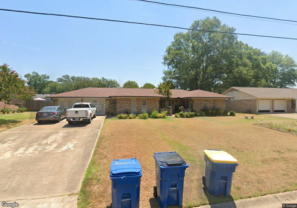 2704 Spruce St, Kilgore, TX 75662 - photo 1