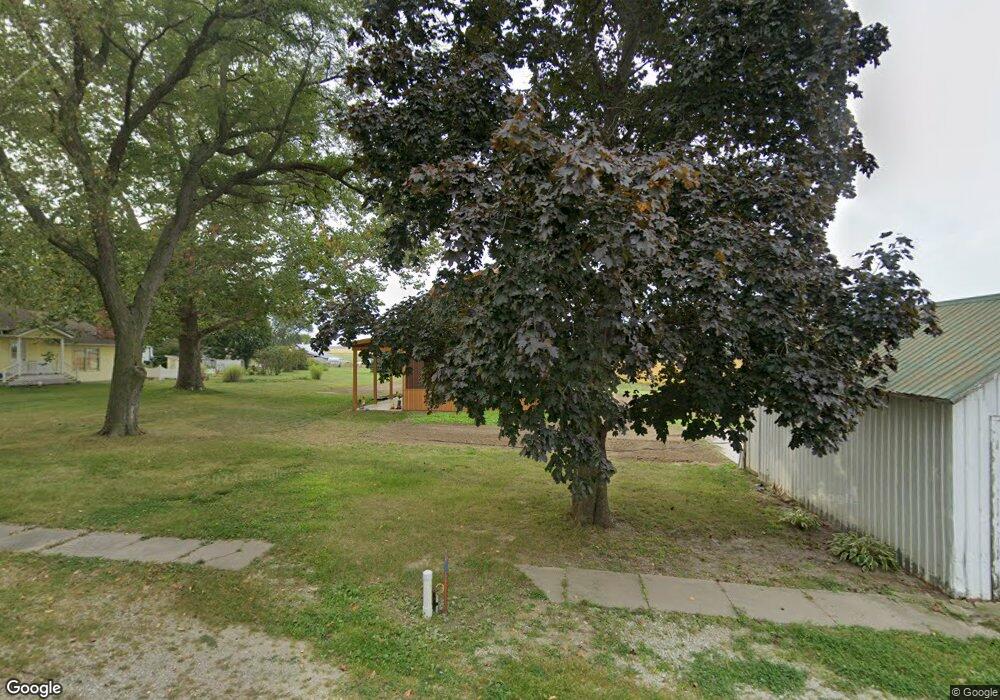 113 W 4th St, Wayland, IA 52654 - photo 1