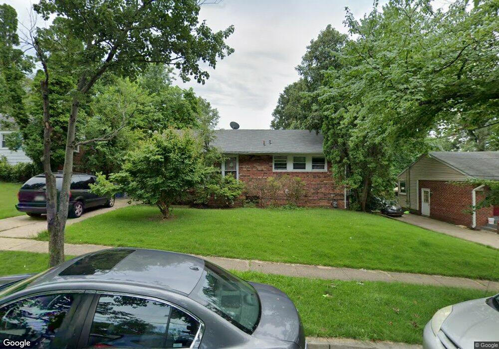 8117 Gavin St, New Carrollton, MD 20784 - photo 1