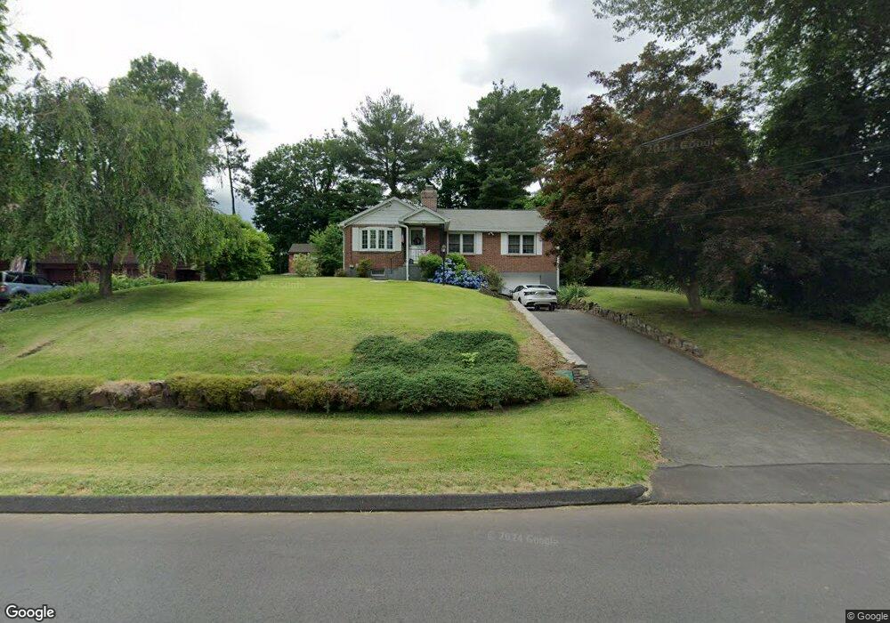 143 Eastern Dr, Wethersfield, CT 06109 - photo 1