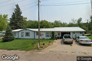 104 College Ave S, Wessington Springs, SD 57382