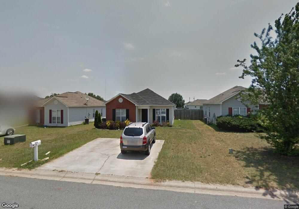 212 Norman Ln, Warner Robins, GA 31093 - photo 1