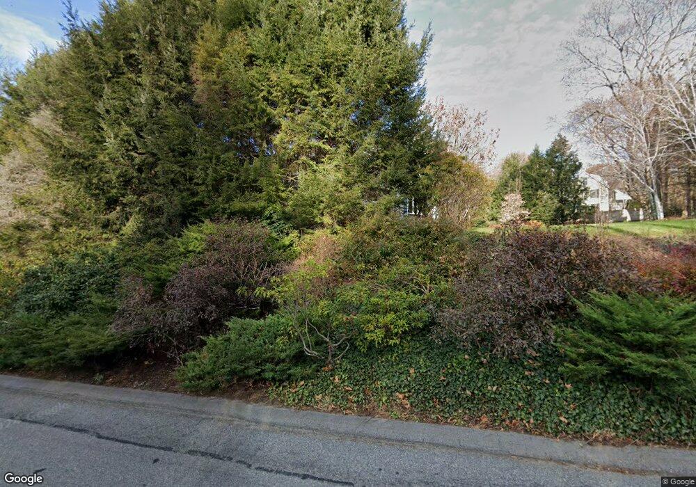 671 Boston Post Rd, Weston, MA 02493 - photo 1