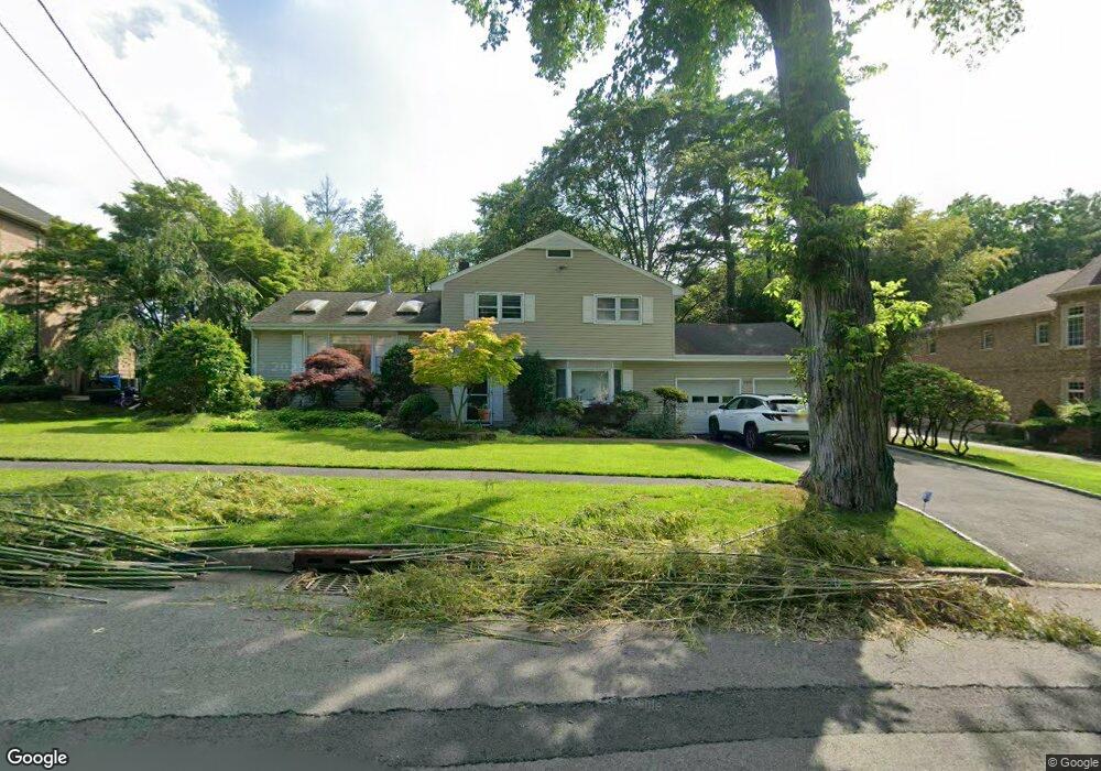 180 Hickory Ln, Closter, NJ 07624 - photo 1