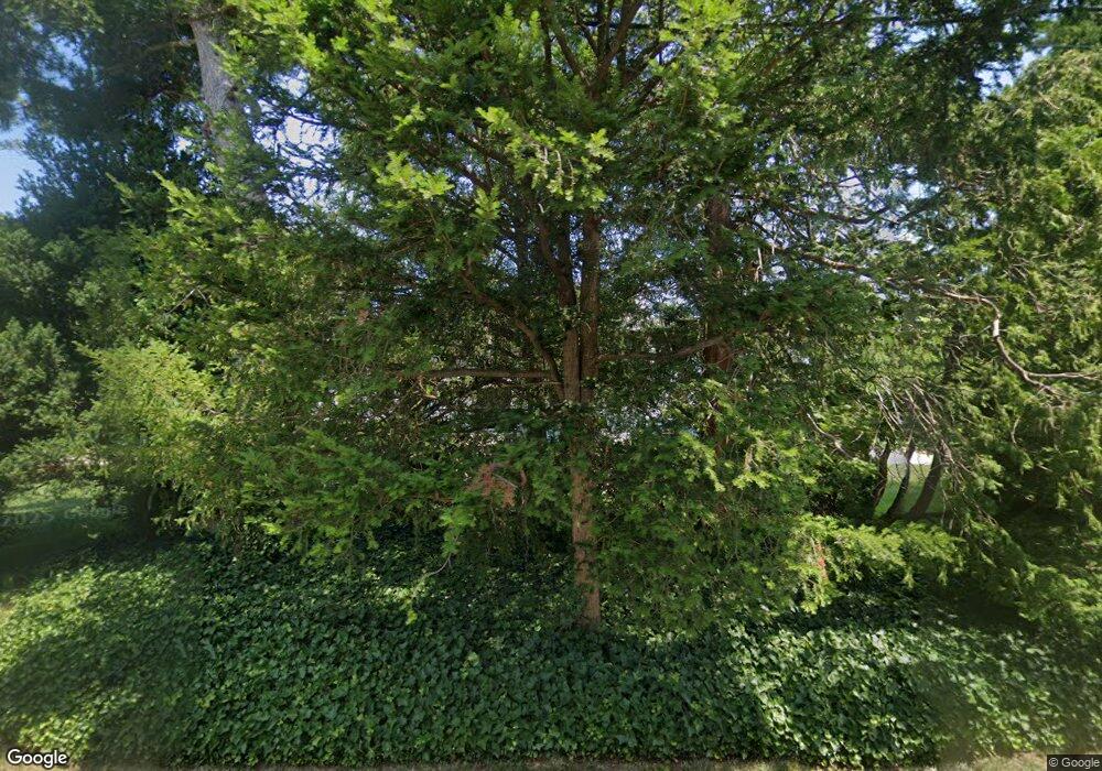 10 Cedar Ln, Port Washington, NY 11050 - photo 1